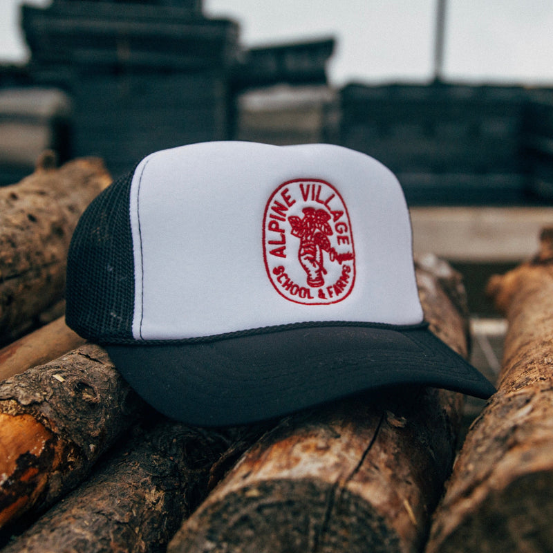 LOGO TRUCKER HAT (BLACK/WHITE WITH RED)