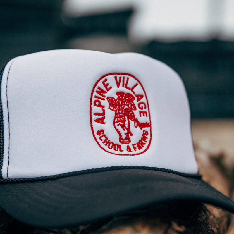 LOGO TRUCKER HAT (BLACK/WHITE WITH RED)